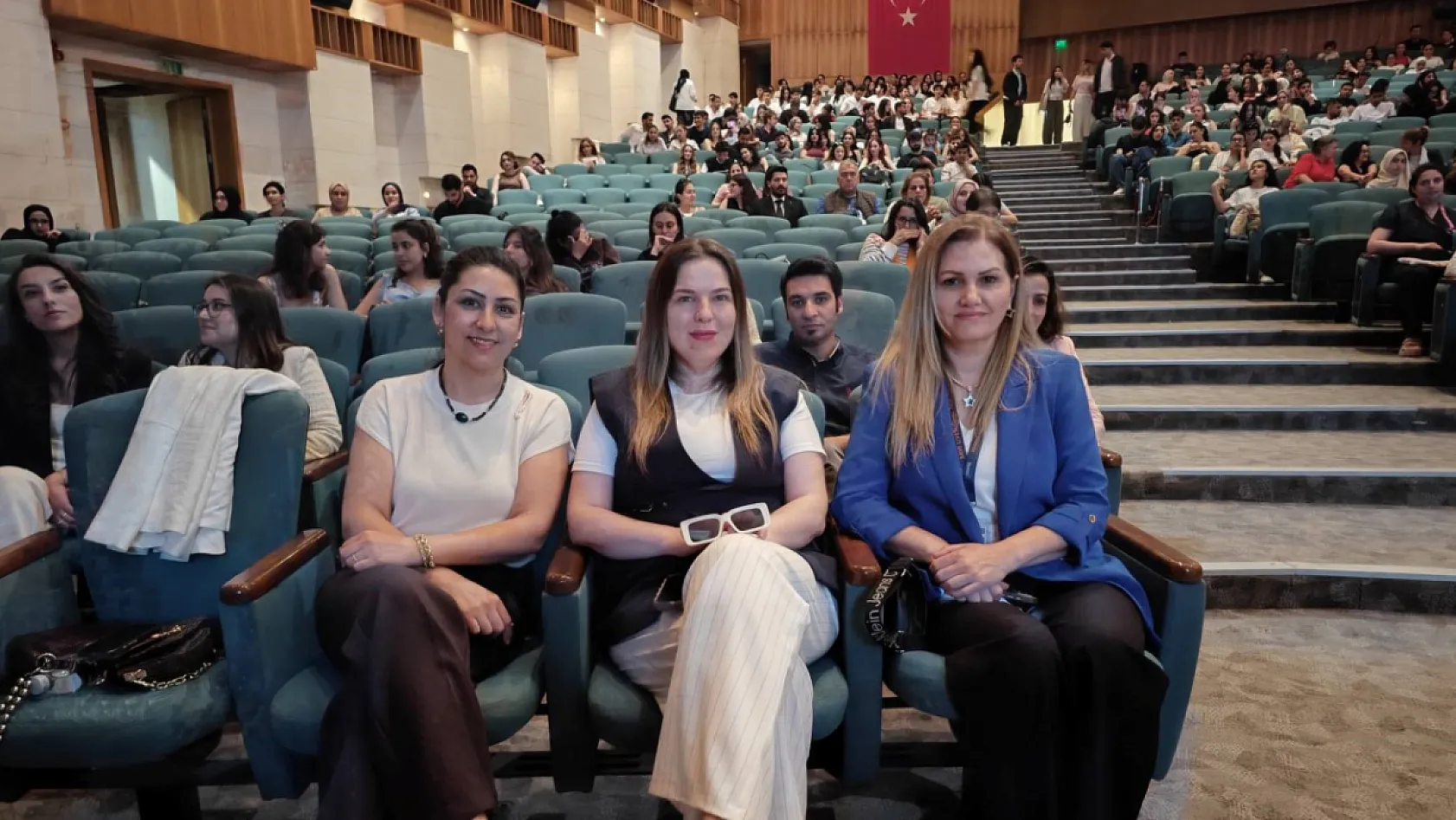Menteşe Devlet Hastanesi'nden geleceğin hemşirelerine anlamlı destek