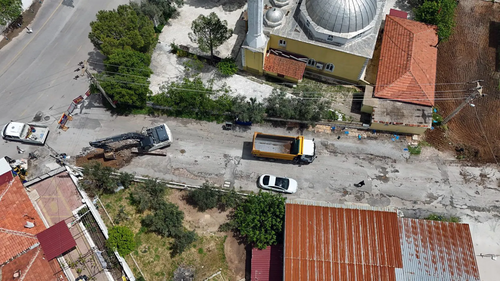 Menteşe Düğerek'te yol çalışmaları başladı