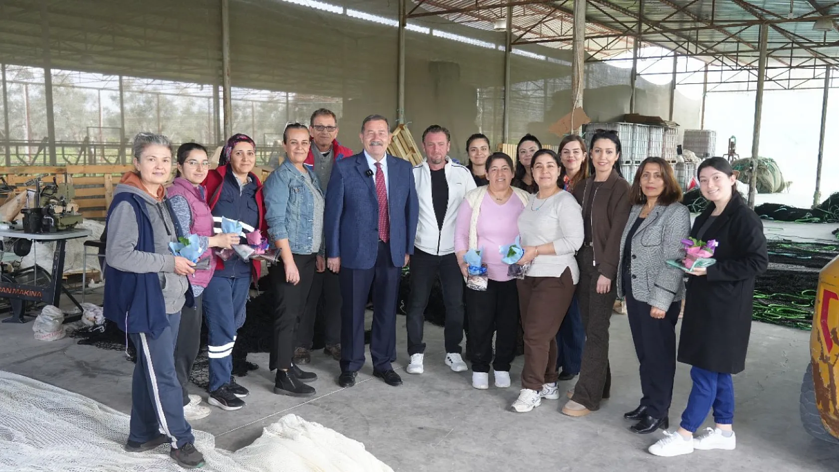 Milas Belediye Başkanı Fevzi Topuz'dan Emekçi Kadınlara 8 Mart Ziyareti