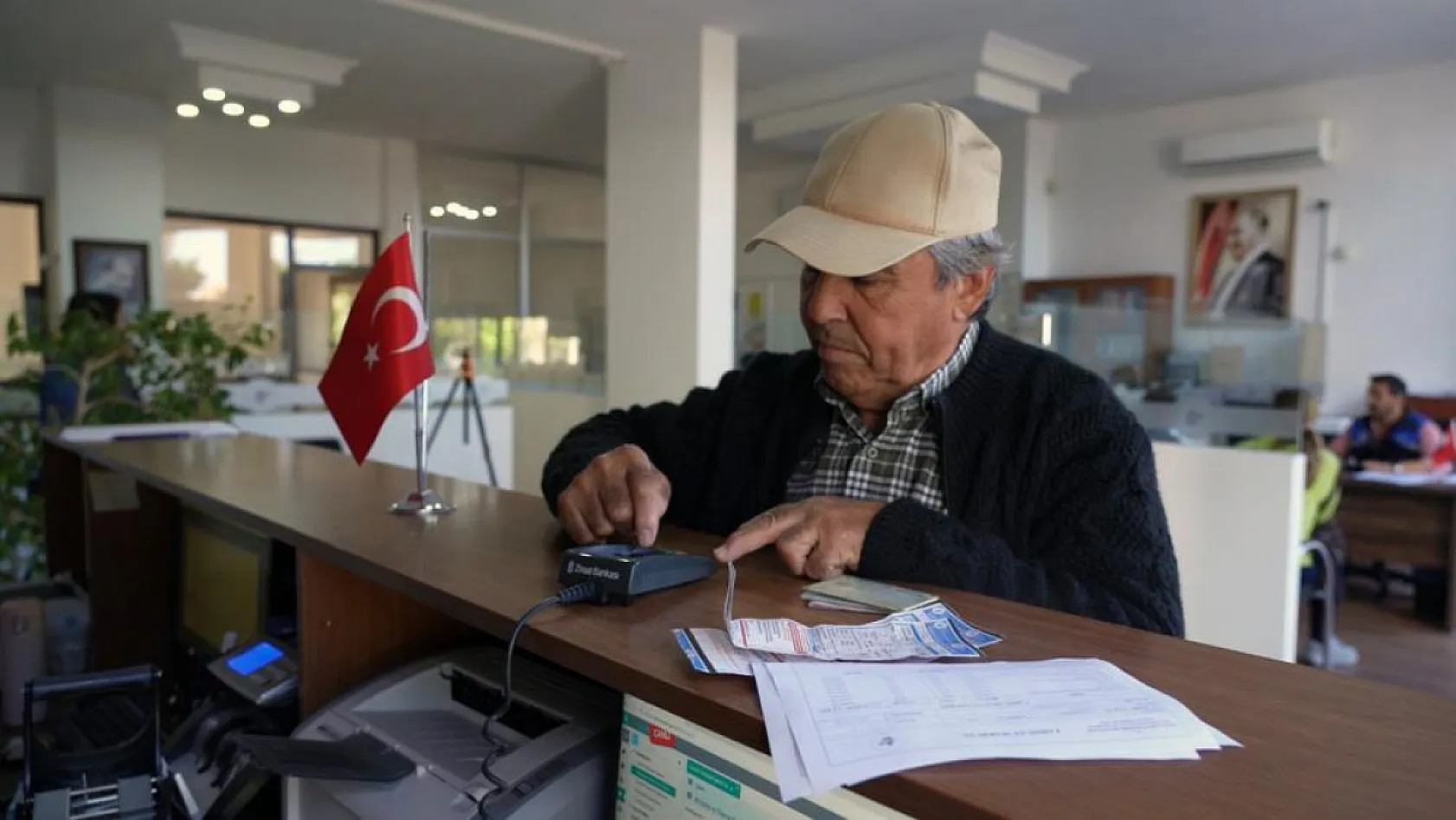 Milas'ta yeni su faturaları vatandaşlara ulaştı