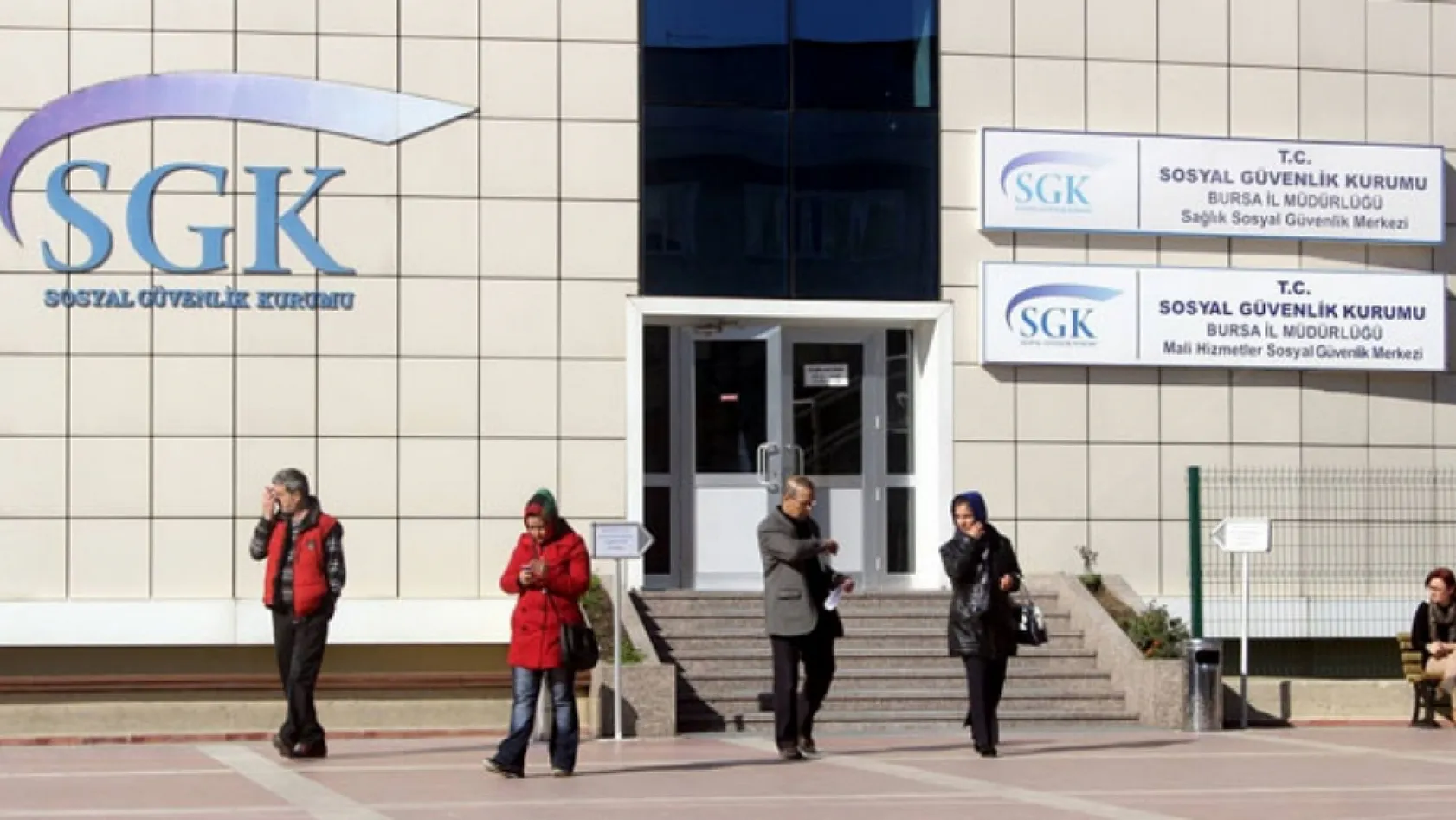 Emekli Olacak Memurlar Dikkat! Bu Detayı Bilmeyen Yıllarca Bekleyebilir