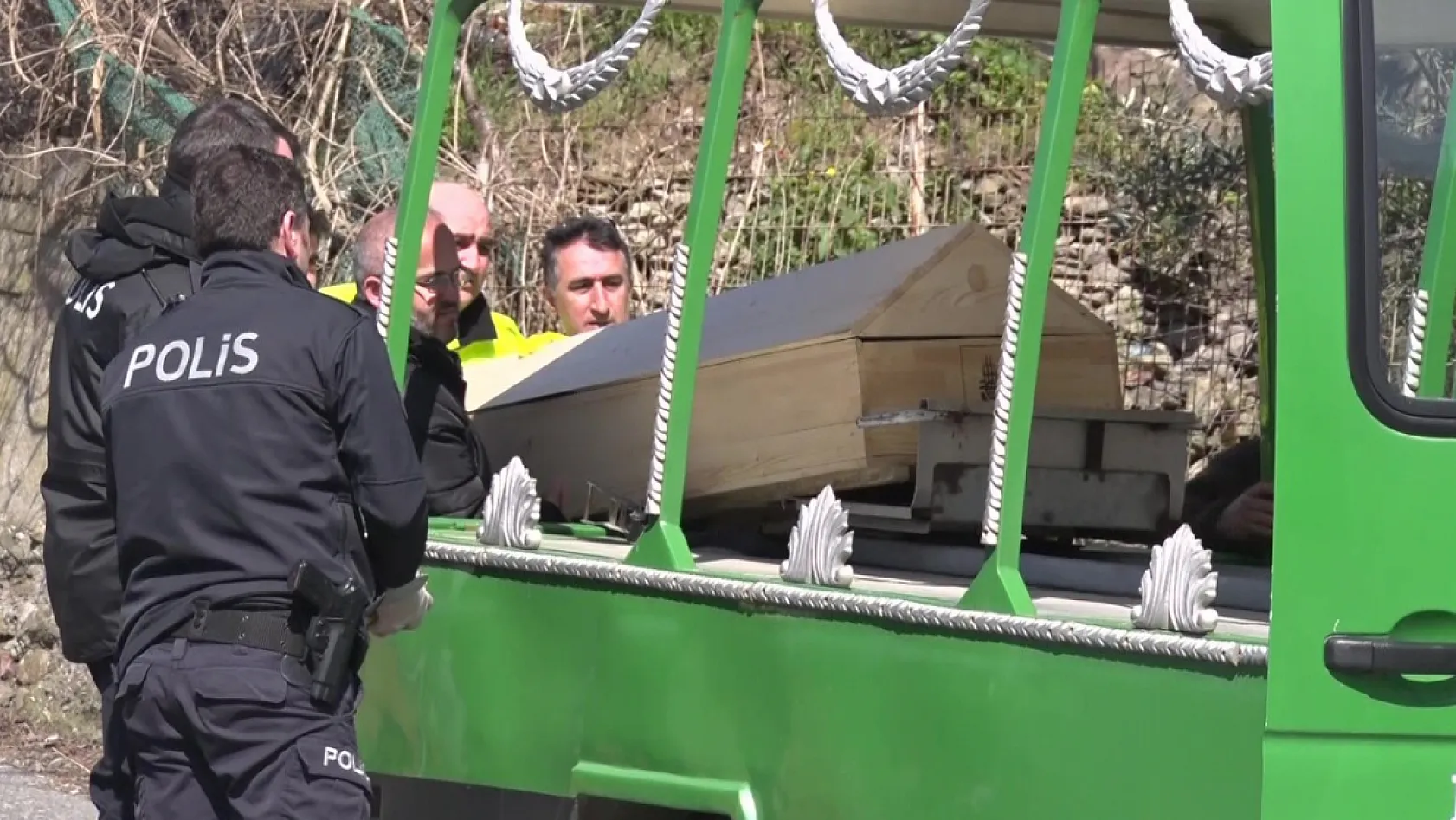 Motosiklet elektrik direğine çarptı: Üniversite öğrencisi hayatını kaybetti