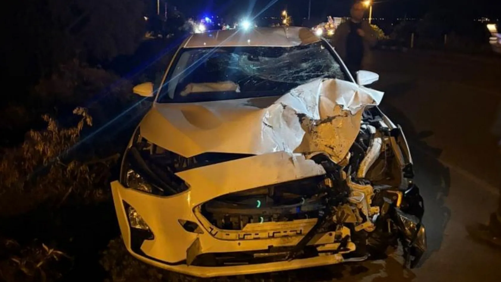 İzmir'de Feci Kaza! Motosiklet Sürücüsü Olay Yerinde Hayatını Kaybetti