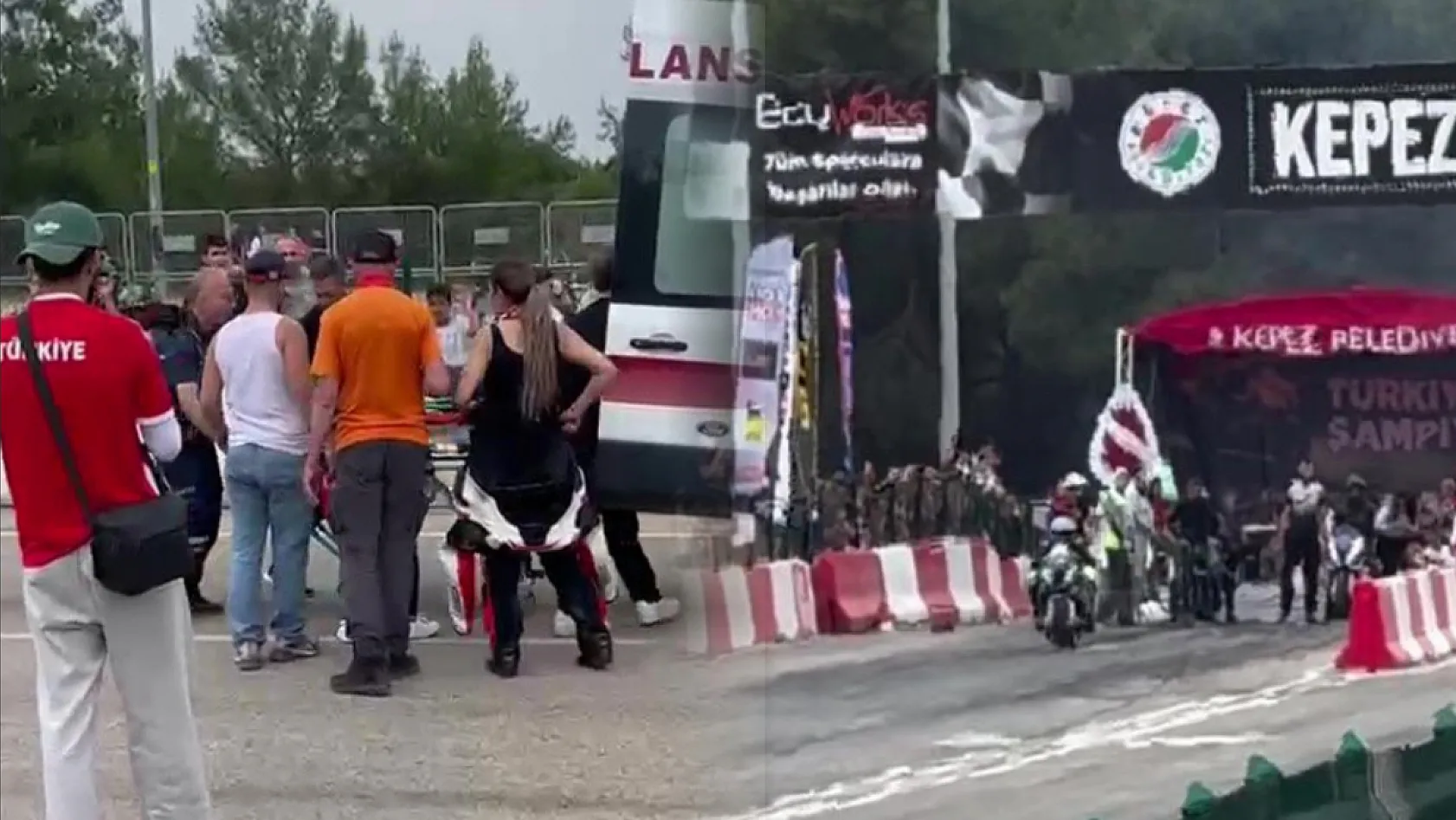 Motodrag yarışlarında bariyerlere çarpan motosikletin sürücüsü yaralandı