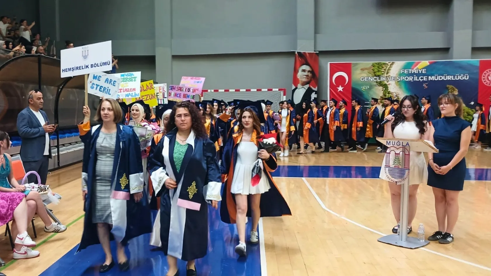 MSKÜ Fethiye Sağlık Bilimleri Fakültesi'nde Mezuniyet Coşkusu