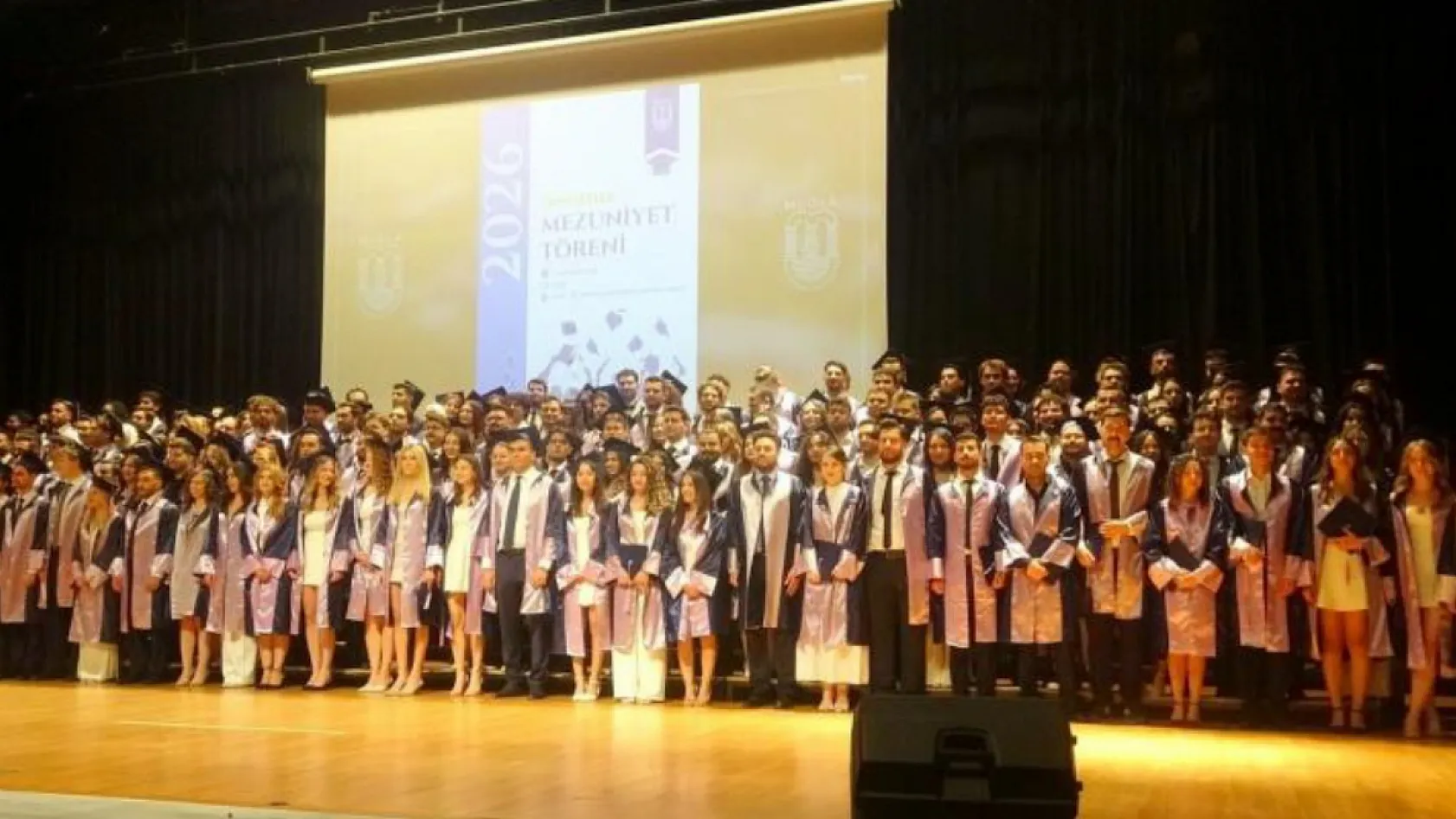 MSKÜ Tıp Fakültesi'nde 187 genç hekim şifa dağıtmak için yola çıktı