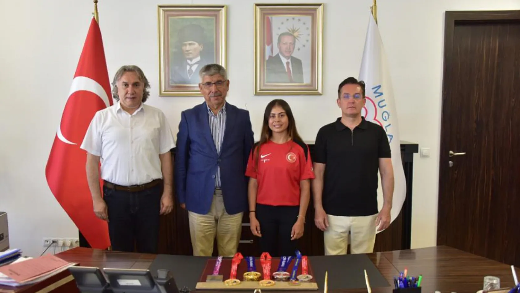 MSKÜ'lü milli sporcu Burun'dan madalya ziyareti