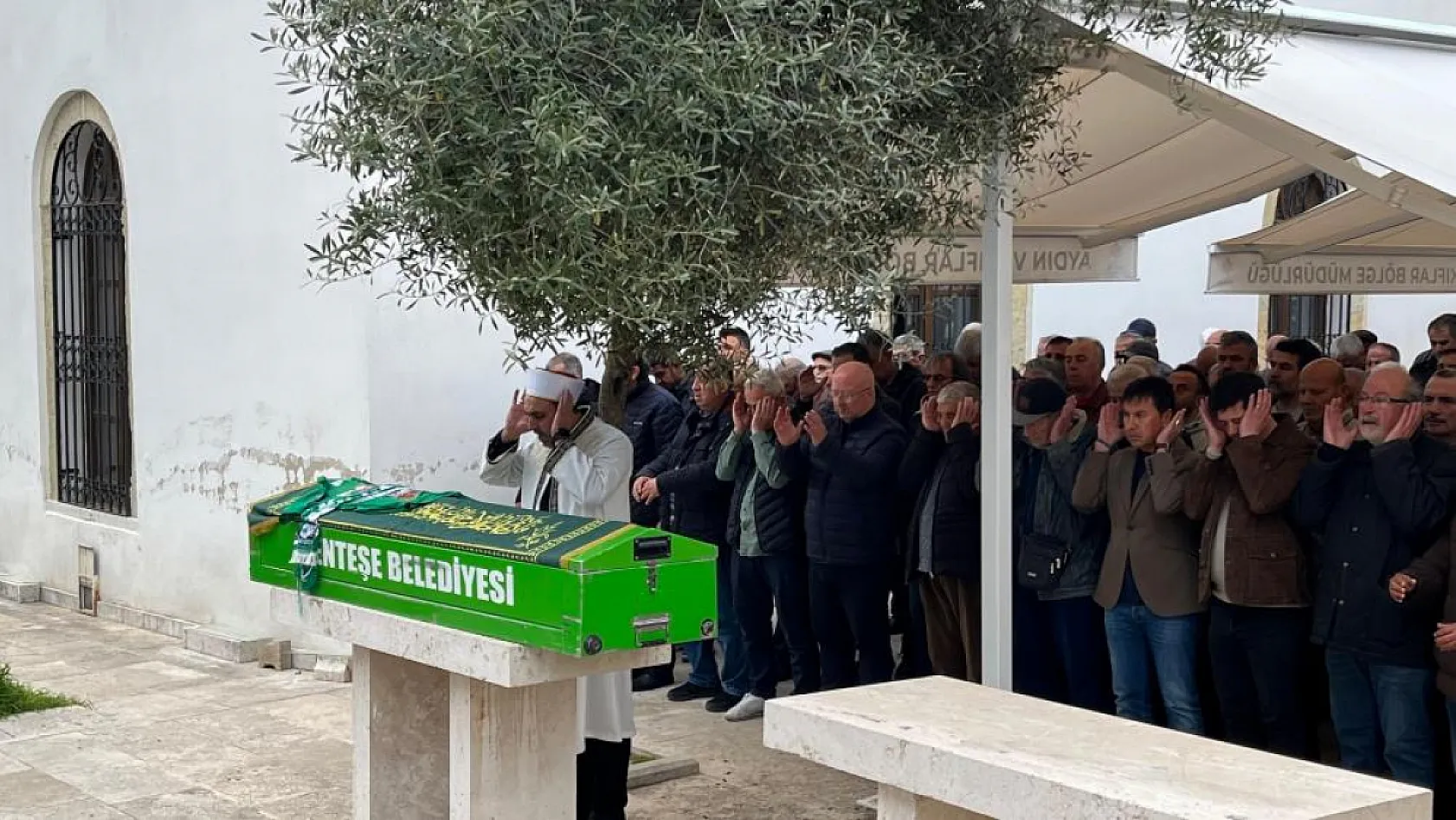 Muğla basınının sevilen ismi Baki Kuran son yolculuğuna uğurlandı
