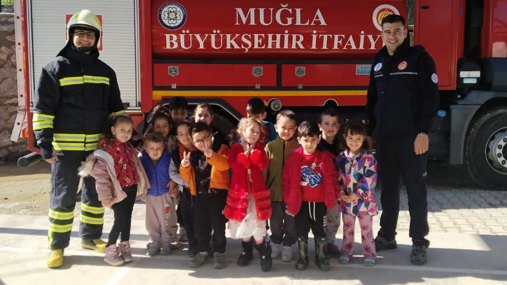 Muğla Büyükşehir Belediyesi'nden Miniklere Yangın Güvenliği Eğitimi