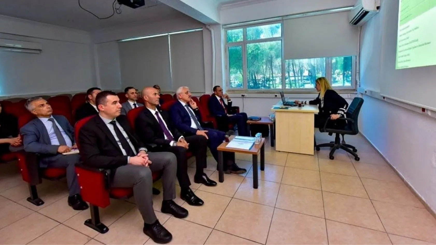 Muğla'da bağımlılıkla mücadele çalışmaları masaya yatırıldı