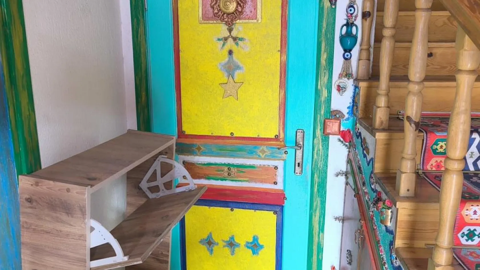 Muğla'da çöpten sanat üretiyor