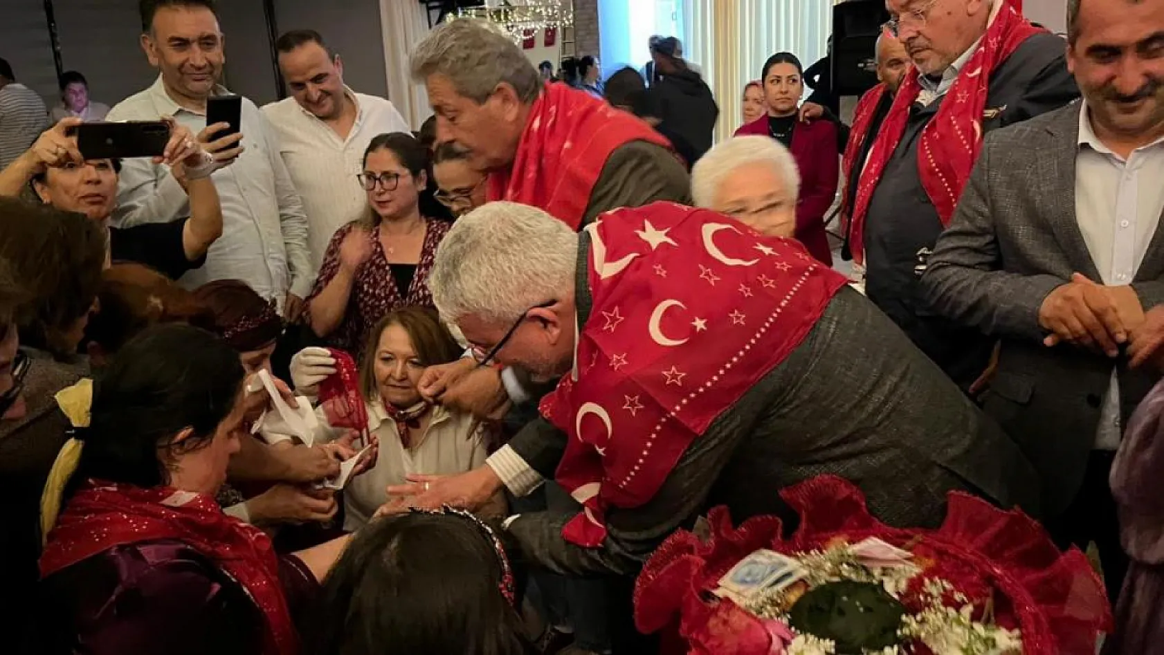 Muğla'da engellilere asker kınası gecesi düzenlendi