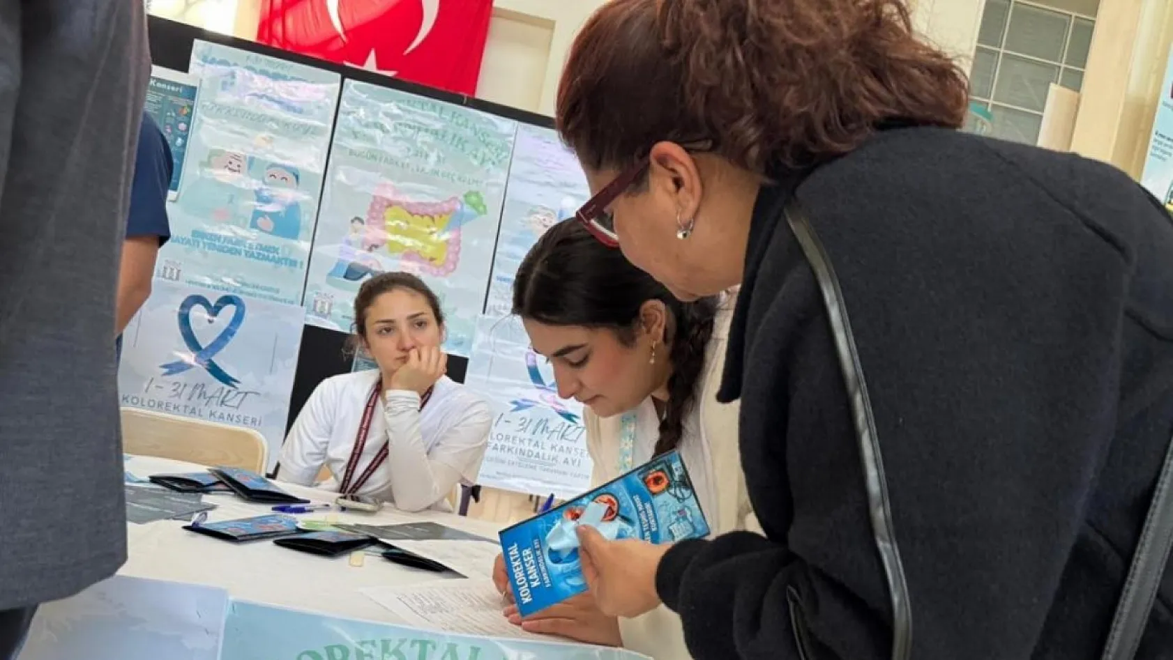 Muğla'da kolorektal kanser için bilgilendirme yapıldı