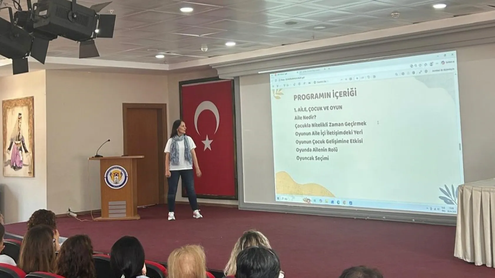 Muğla'da 'Maarif Modeli Aile Konferansları' devam ediyor