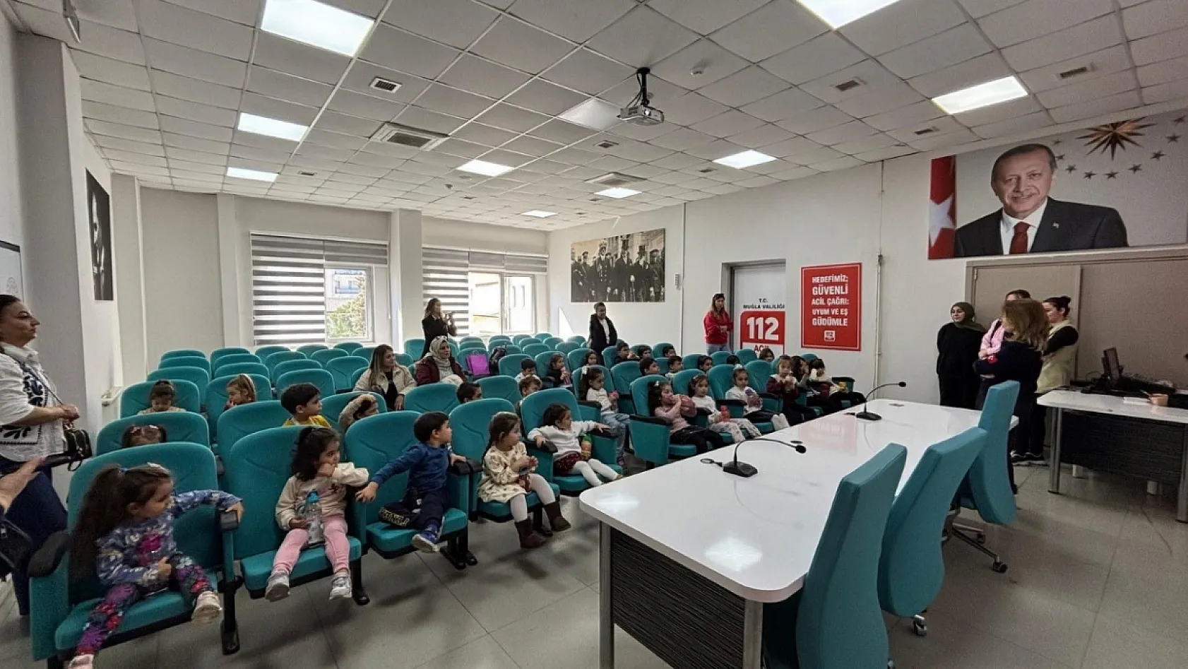 Muğla'da minik öğrenciler 112 ile tanıştı