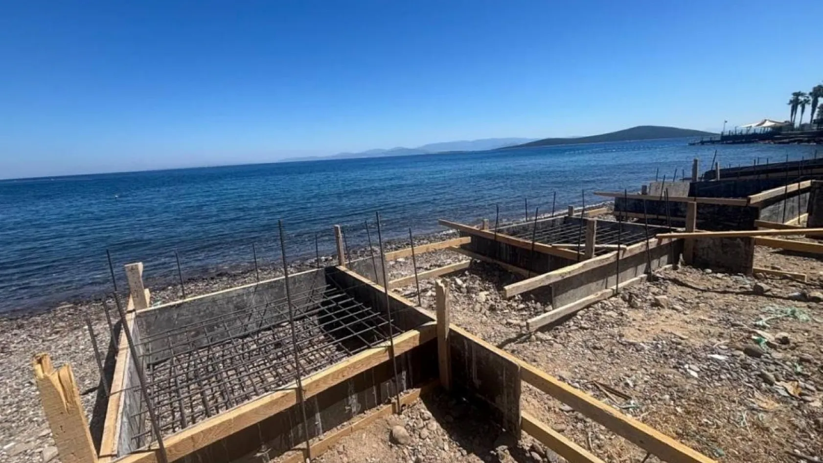Muğla'da sahile beton dökümüne 150 bin TL ceza