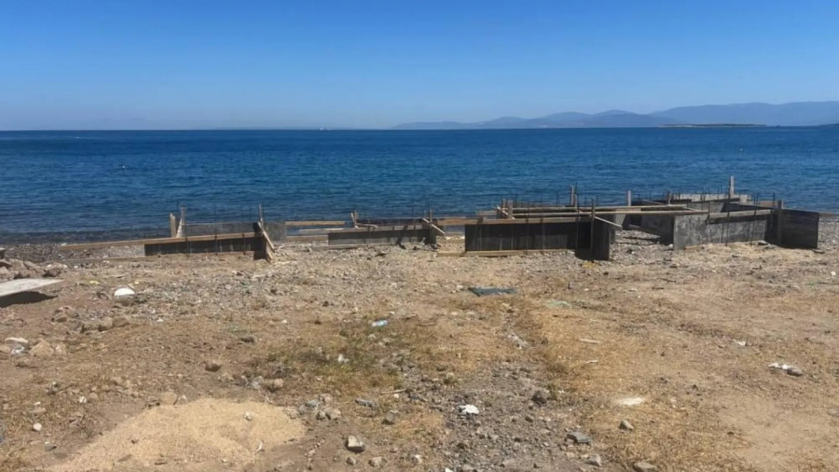 Muğla'da sahile beton dökümüne 150 bin TL ceza