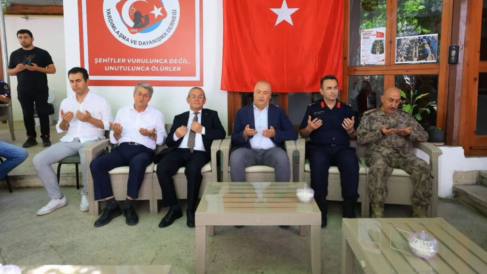 Muğla'da şehit yakınları ve gaziler aşure etkinliğinde bir araya geldi