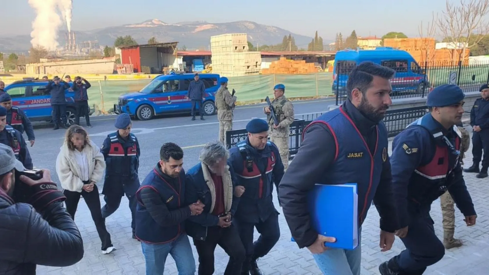 Muğla'da yangında ölen çift ile ilgili kundaklama iddiası: Torunu ve 5 kişi adliyeye sevk edildi