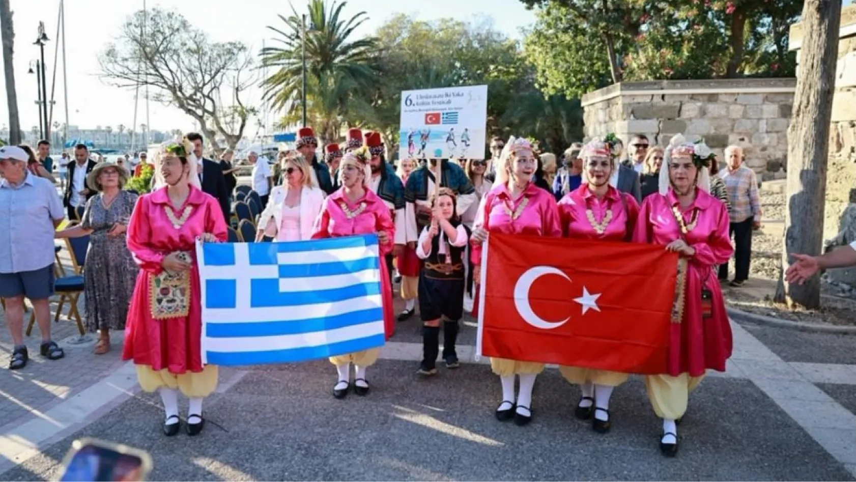 Muğla'dan Kos'ta düzenlenen 'İki yaka dostluk' festivaline katılım