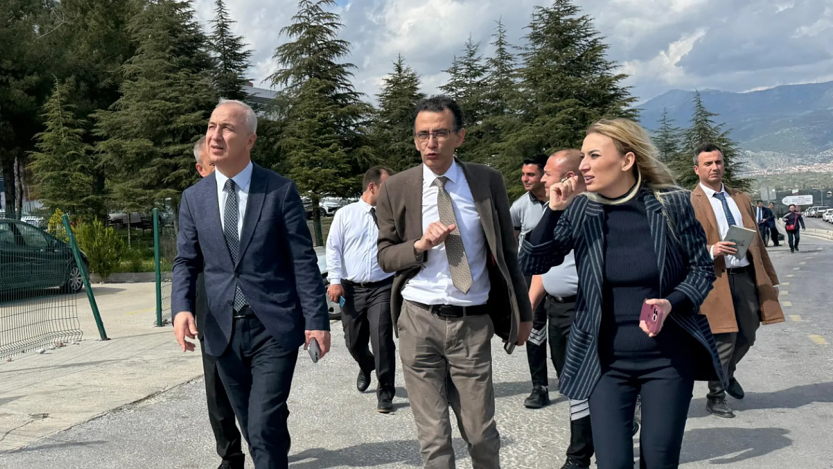 Muğla Eğitim ve Araştırma Hastanesi'nde trafik ve otopark sorunu masaya yatırıldı