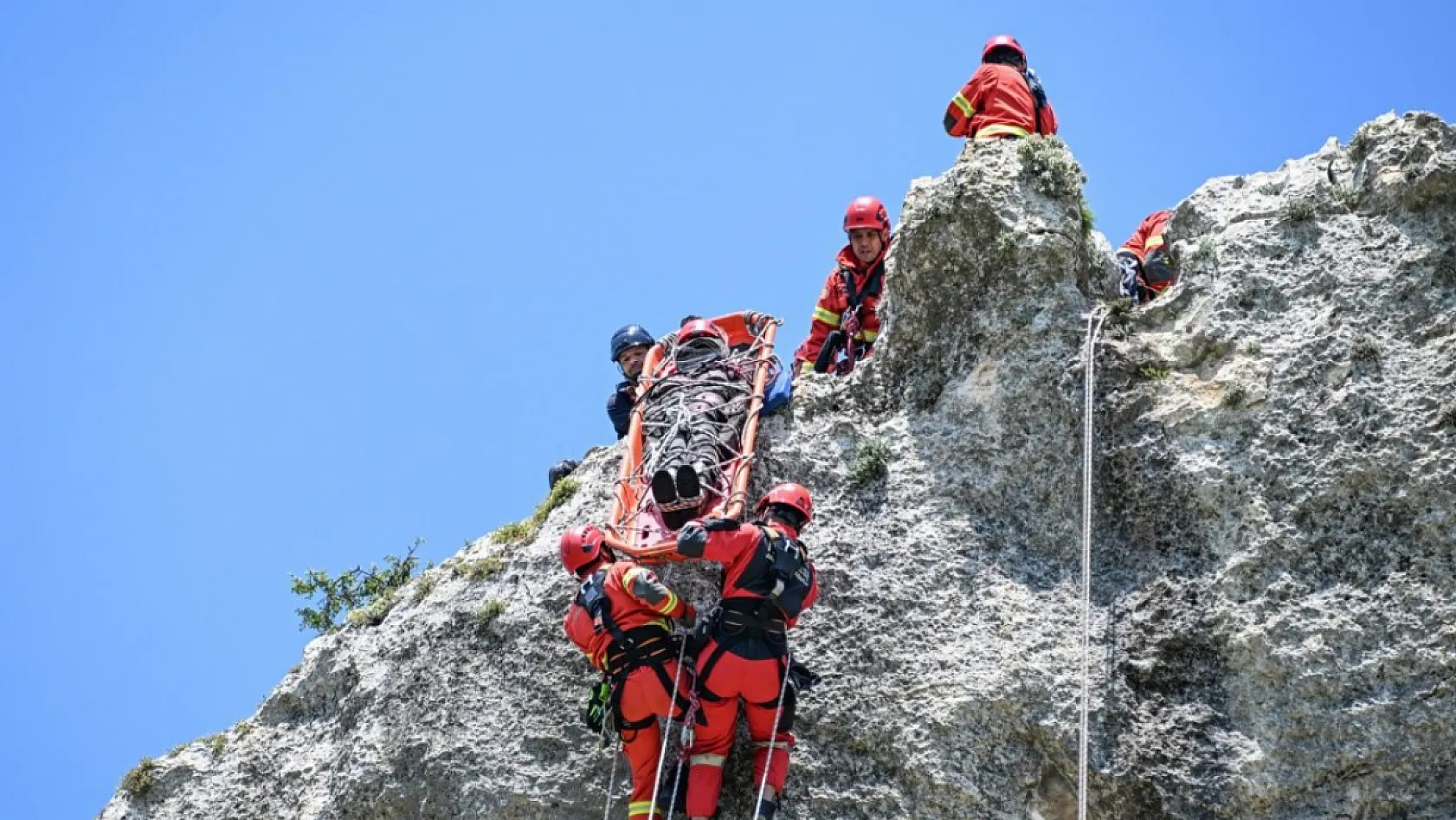 Muğla İtfaiye Personeline Mersin'de 5 Gün Süren Teorik ve Uygulamalı Eğitim