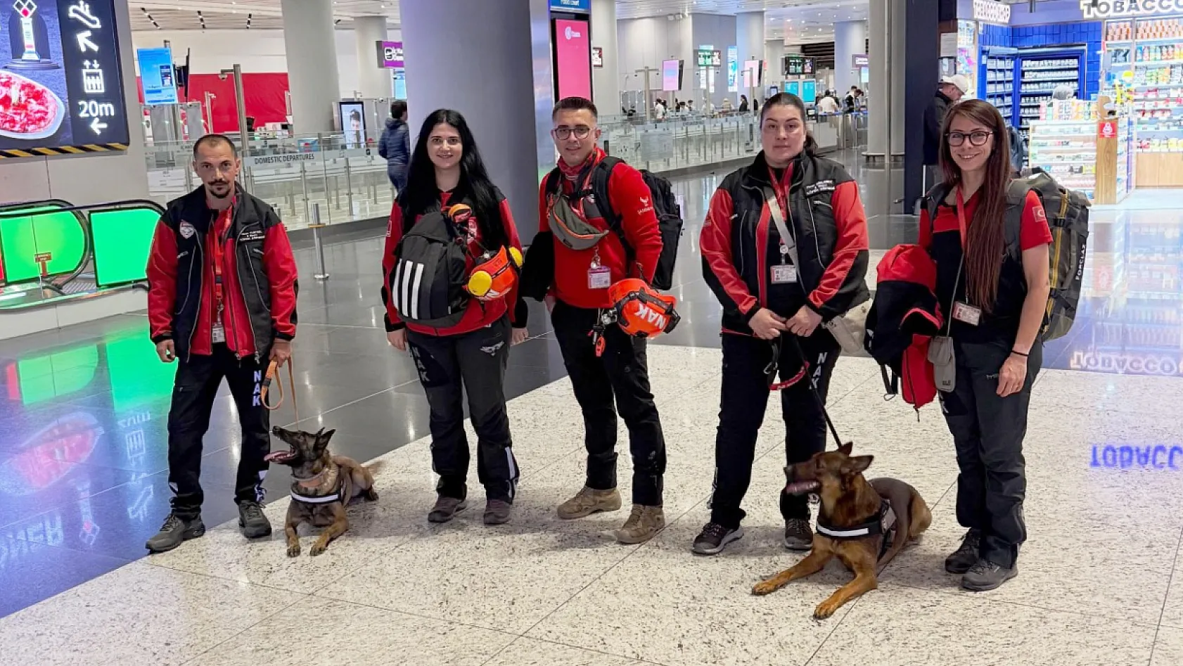 Muğla NAK Arama Kurtarma Köpekleri Macaristan'da sahaya indi