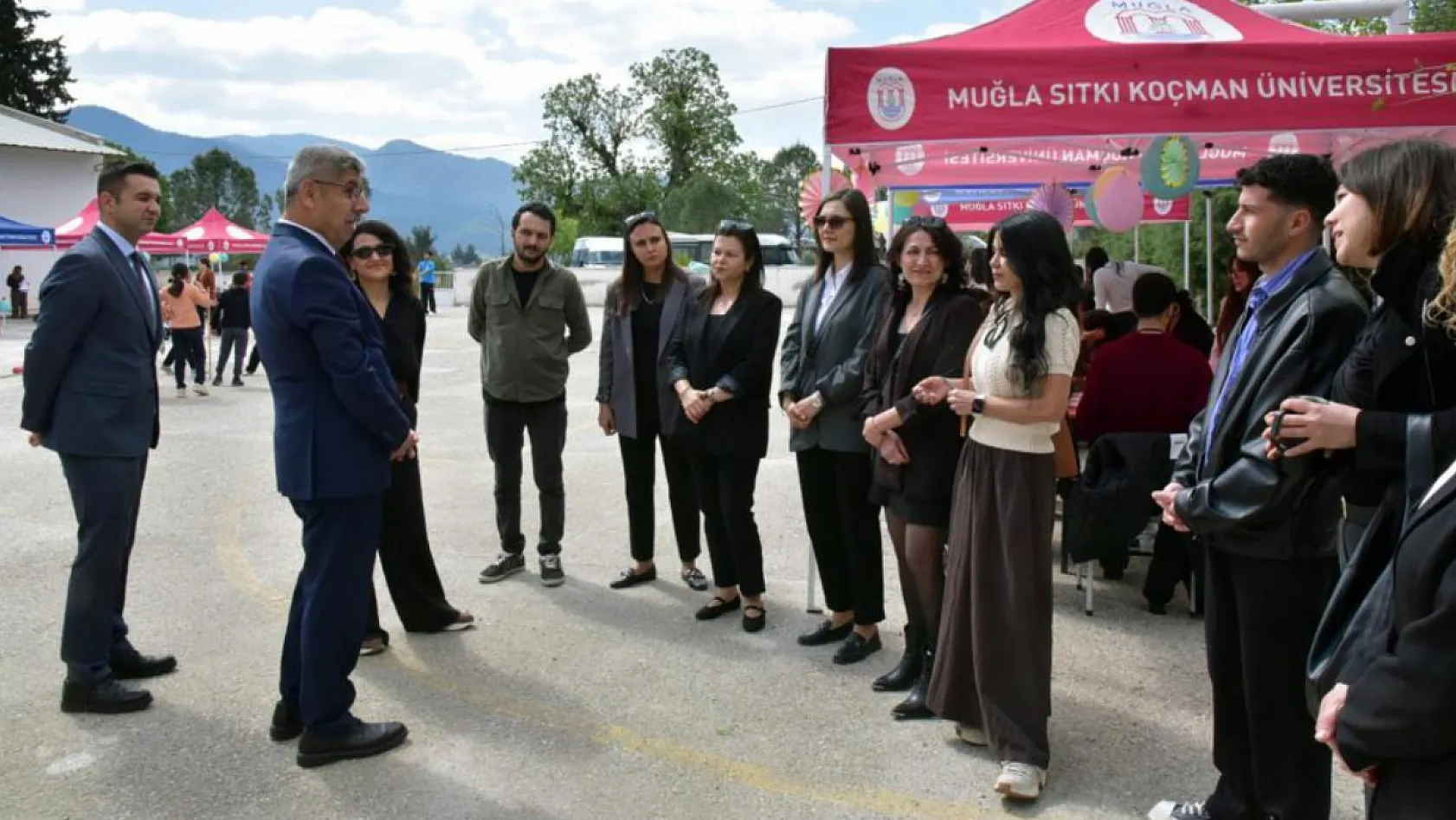 Muğla Sıtkı Koçman Üniversitesi'nden Kırsal Mahallelerde Eğitim ve Sağlık Desteği