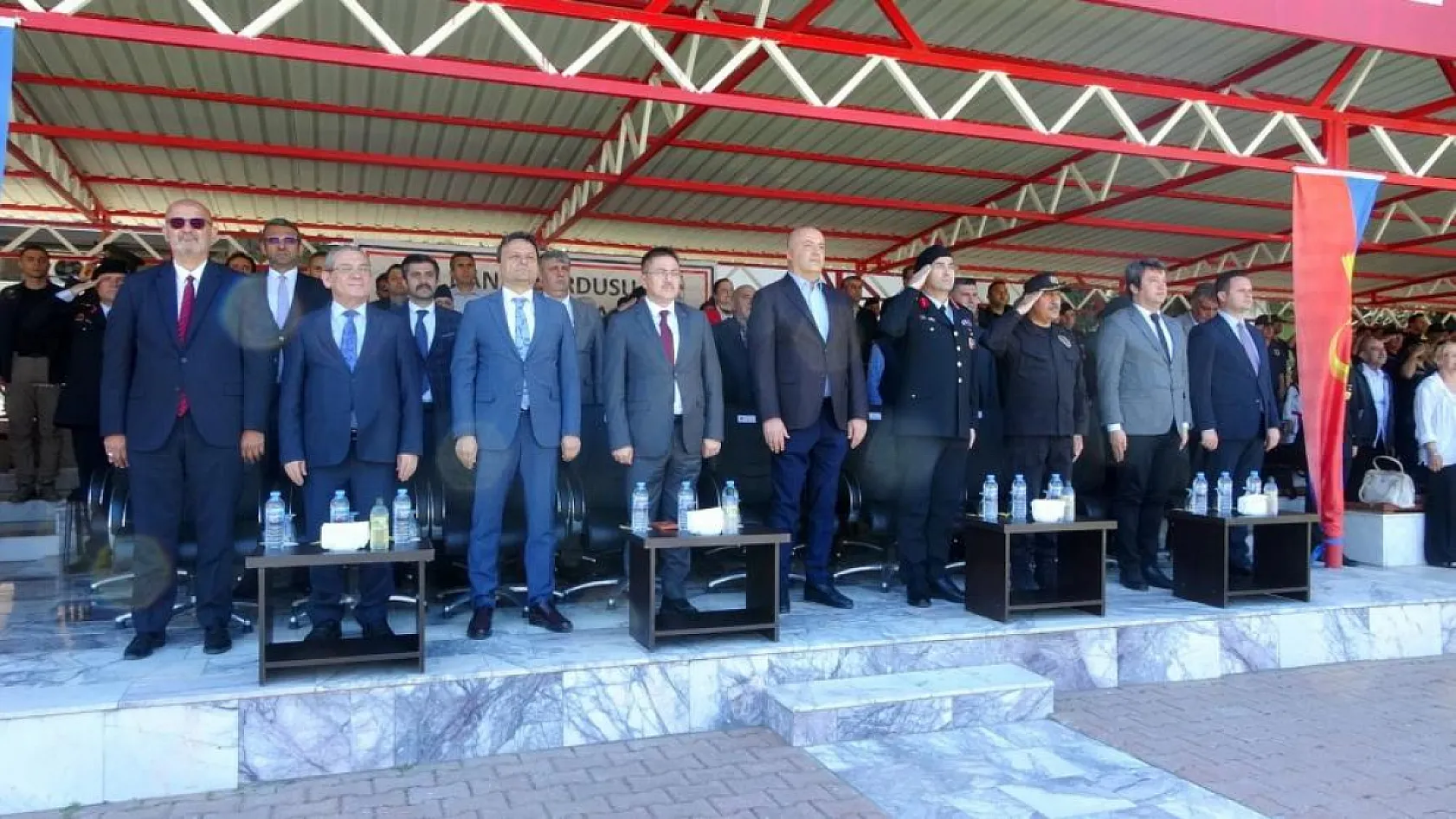 Muğla'da 29 özel birey bir günlüğüne asker oldu