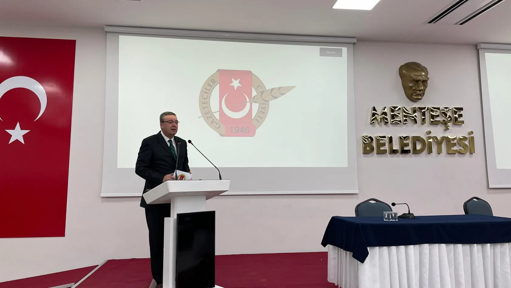 Muğla'da gazetecilere kapsamlı eğitim: Mesleğin geleceği masaya yatırıldı