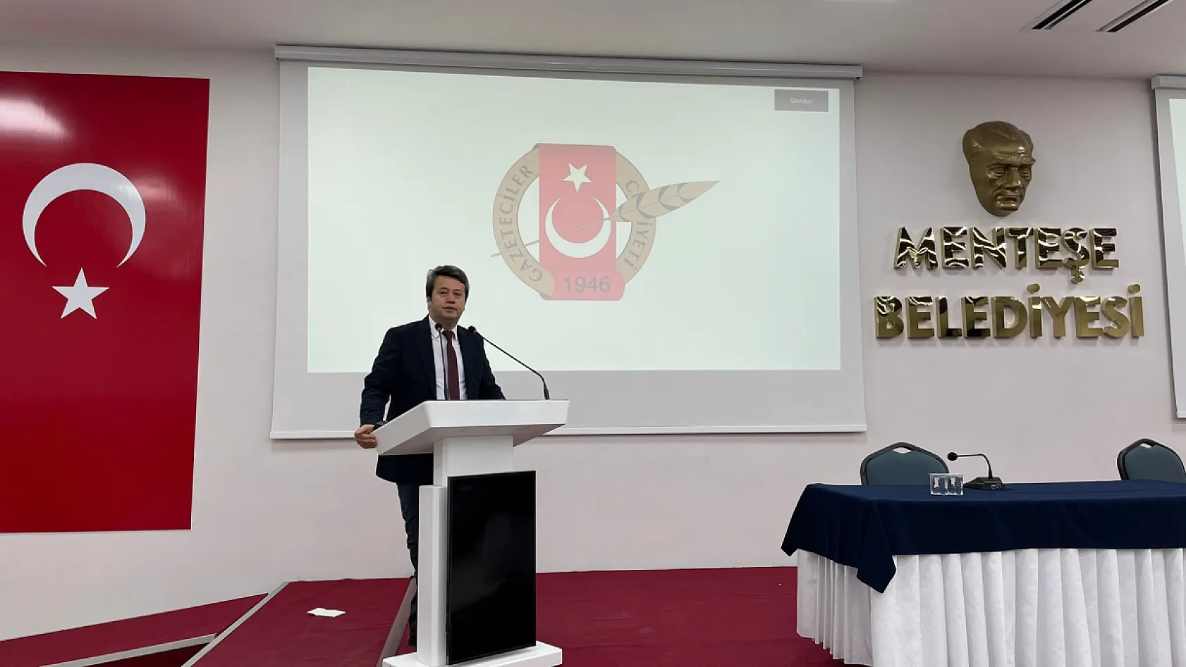 Muğla'da gazetecilere kapsamlı eğitim: Mesleğin geleceği masaya yatırıldı