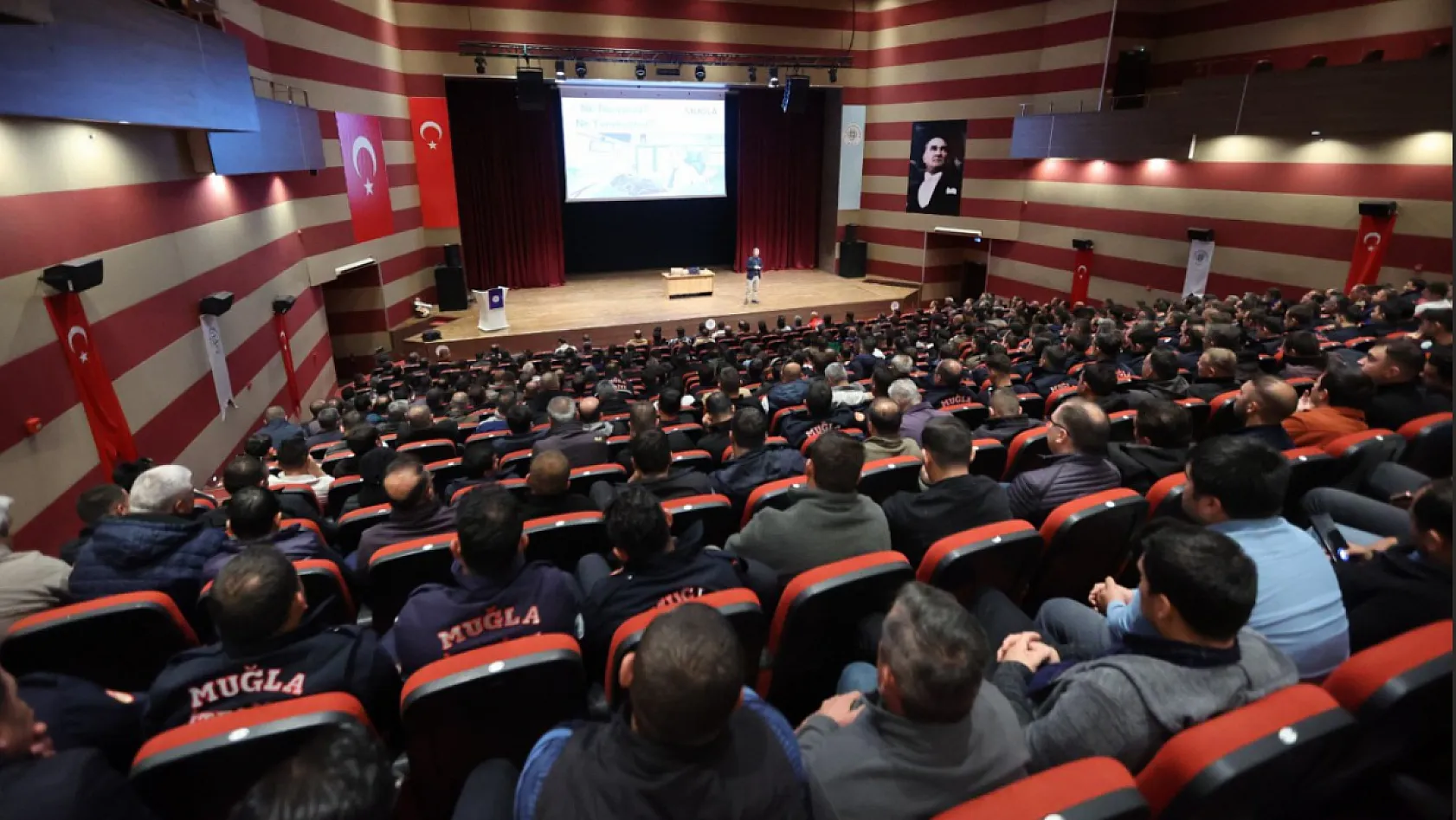 Muğla'da Şoförlere Mesleki Gelişim Eğitimi Başladı