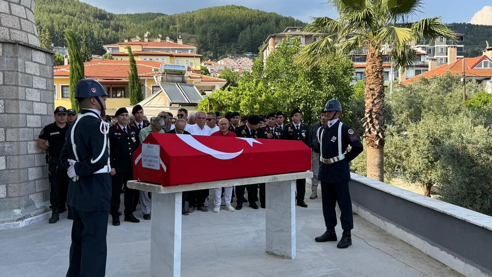 Muğla'da vefat eden gazi törenle son yolculuğuna uğurlandı