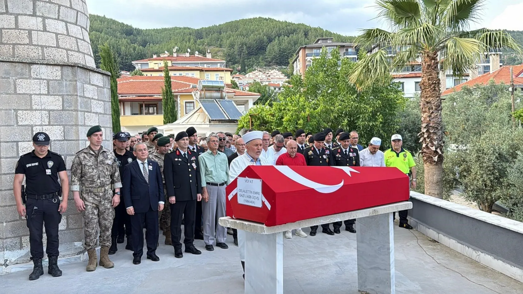 Muğla'da vefat eden gazi törenle son yolculuğuna uğurlandı