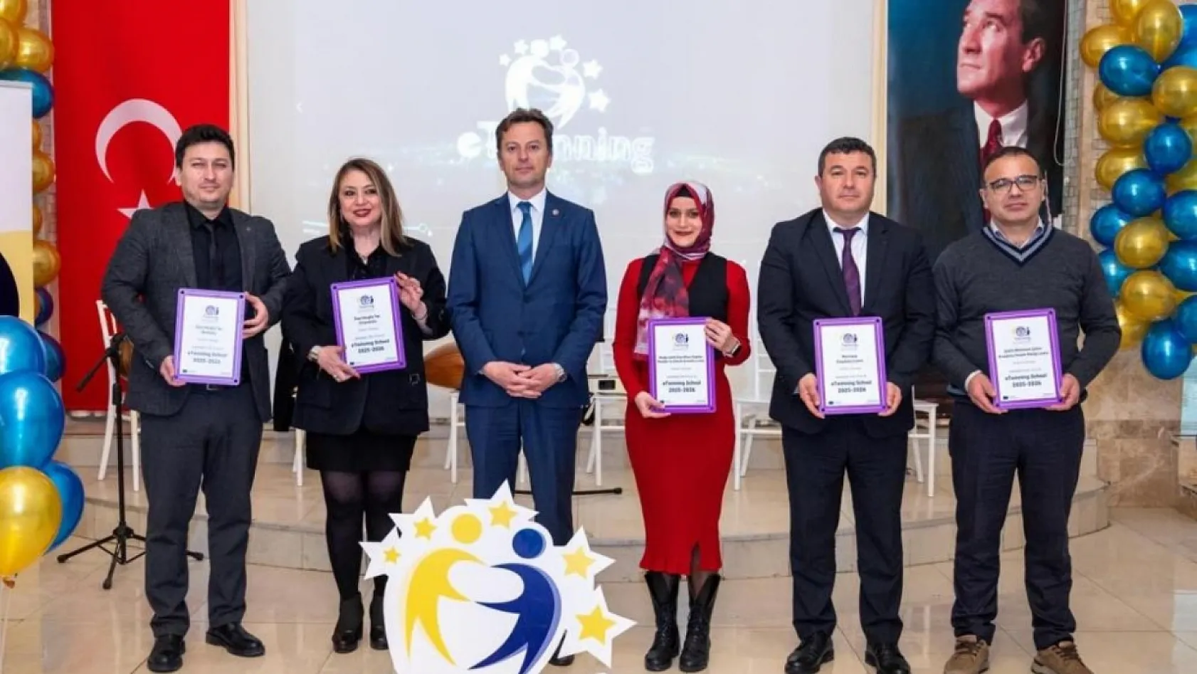 Muğla'nın eğitim yıldızları ödüllendirildi