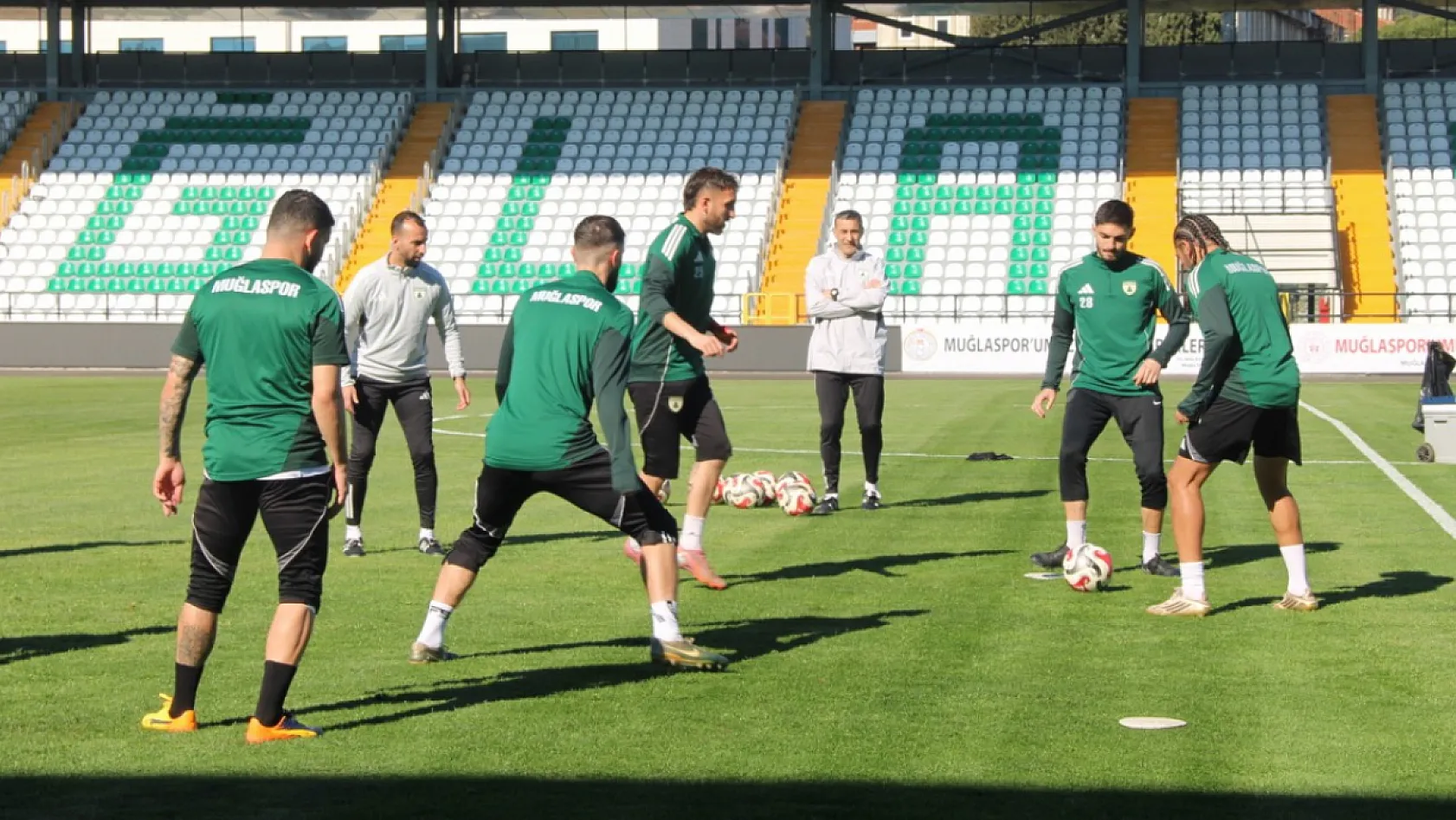 Muğlaspor Teknik Direktörü Mustafa Sarıgül: 'Şampiyonluk Özlemini Play-Off'ta Bitireceğiz!'