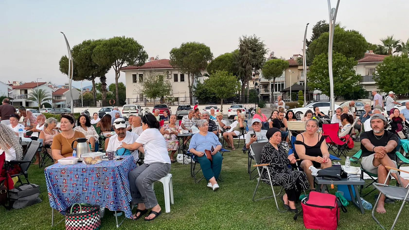Müzikli Fethiye Akşamları ilk konseriyle vatandaşlarla buluştu