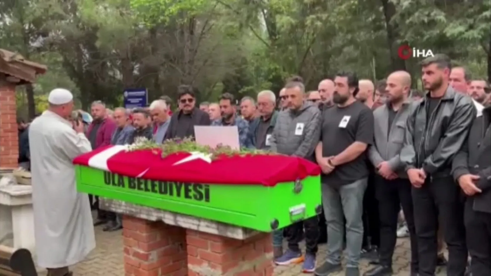 Müzisyen Rıza Tamer Şişman Akyaka'da toprağa verildi