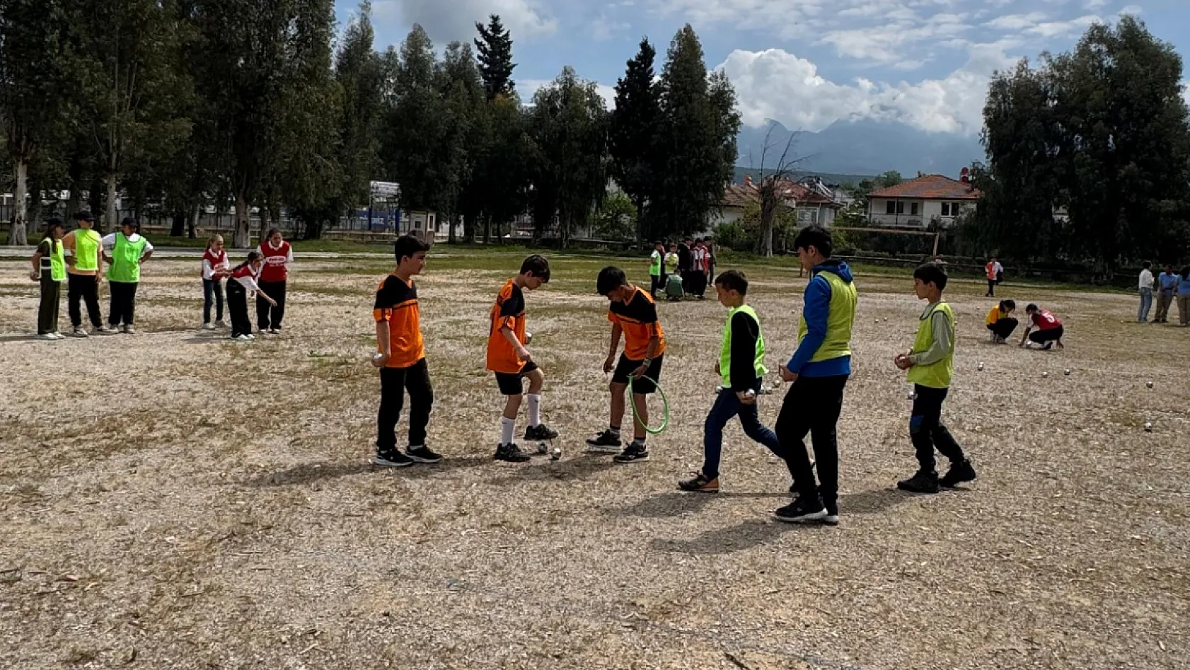 Seydikemer'de Öğrenciler Bocce Turnuvasında Yarıştı