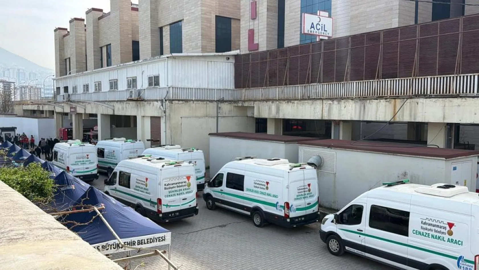 Okul saldırısında hayatını kaybedenlerin cenazeleri ailelerine teslim edilmeye başlandı