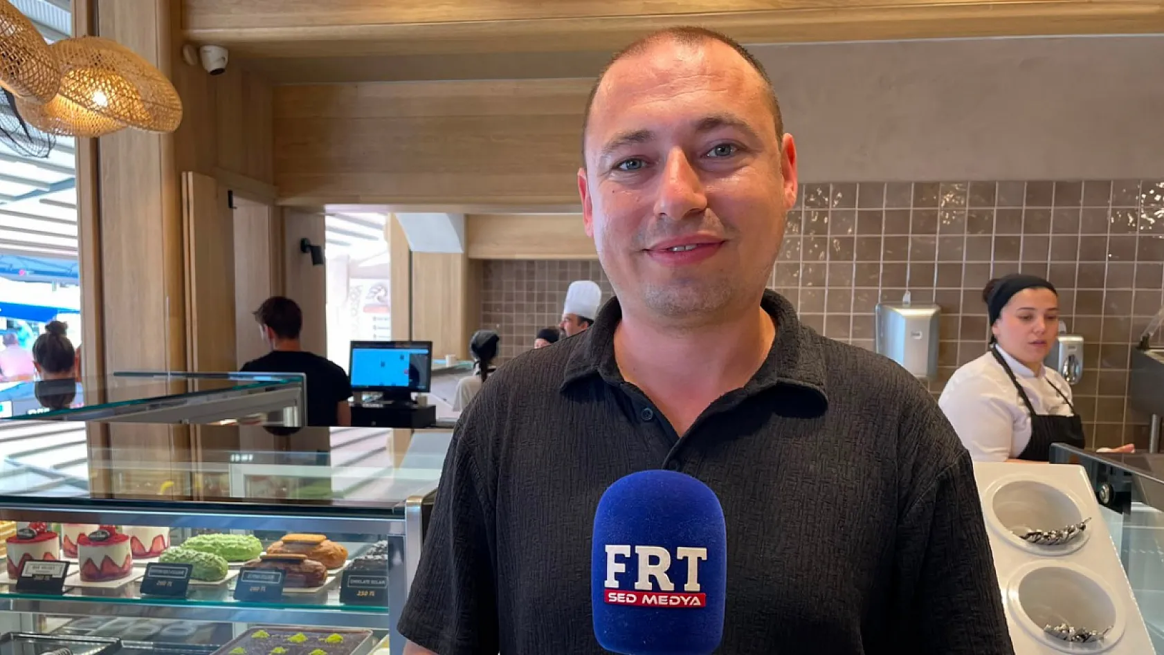 Ölüdeniz'de Açık İmalathane İlgi Görüyor: Turistlerin Gözdesi Nata Tatlısı