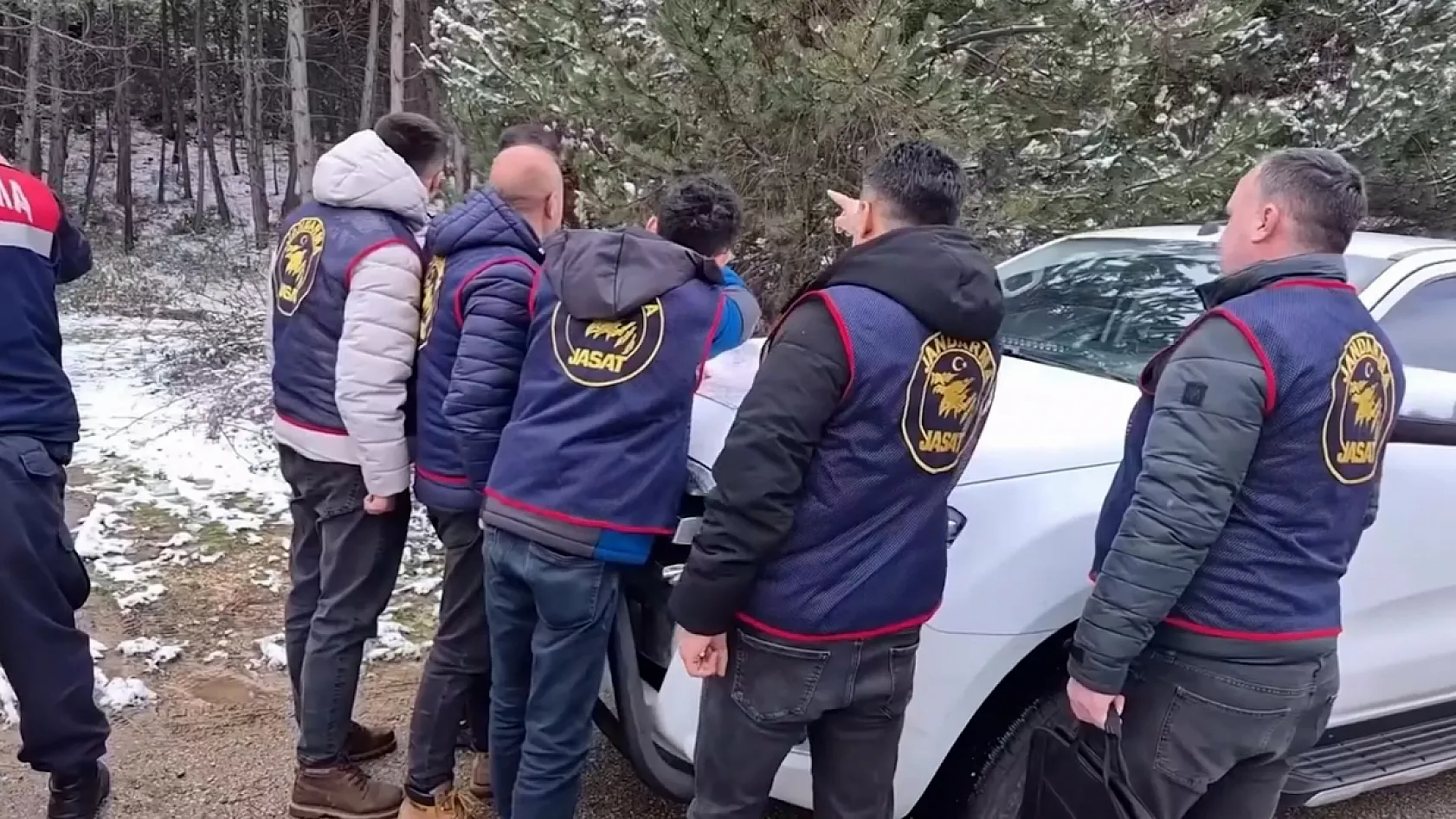 Ormanda Bulunan Kemikler 10 Yıllık İki Kadın Cinayetini Ortaya Çıkardı