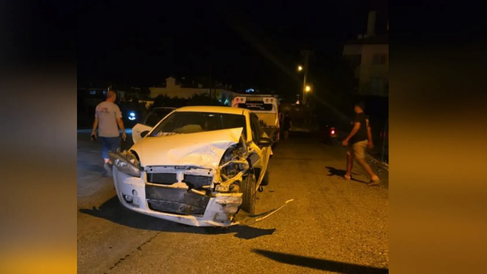 Ortaca'daki kazada üç araçta maddi hasar oluştu
