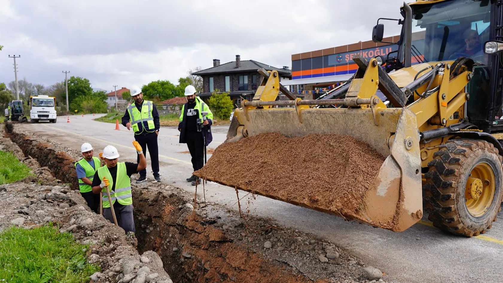 Ortaca'da 4 bin 250 metre içme suyu hattı yenilendi