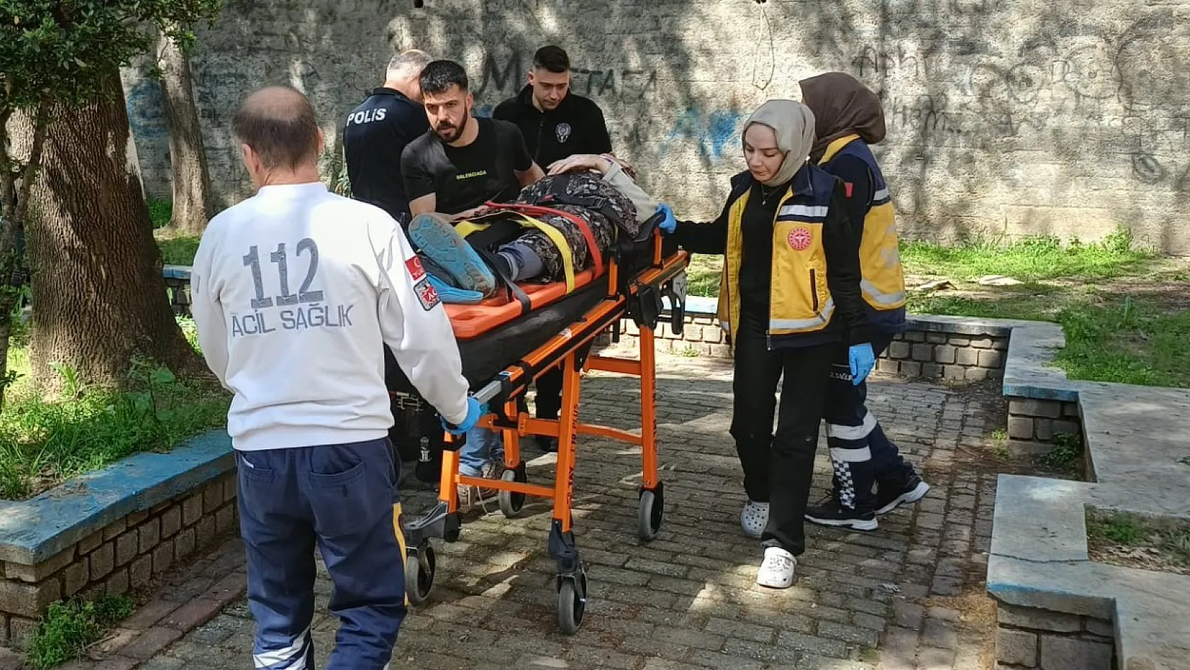 Aydın'da yaşlı kadın 5 metre yükseklikten düştü
