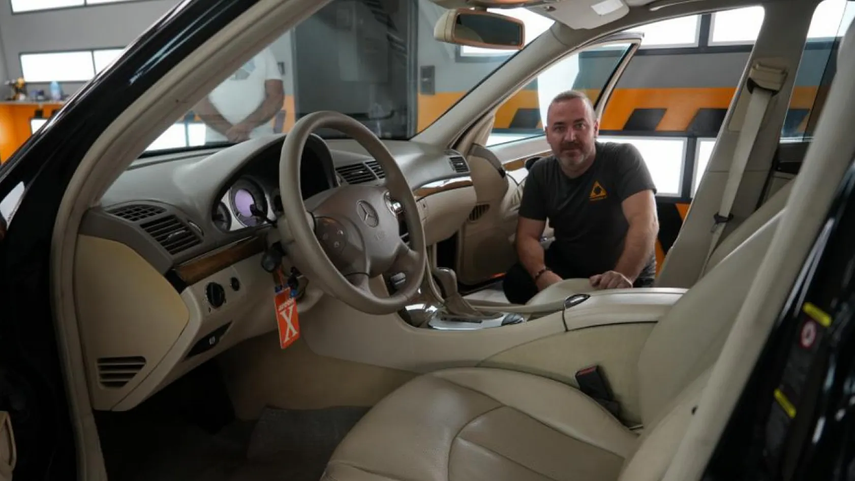 Otomobil diye bindiği Mercedes beyaz eşya çıktı