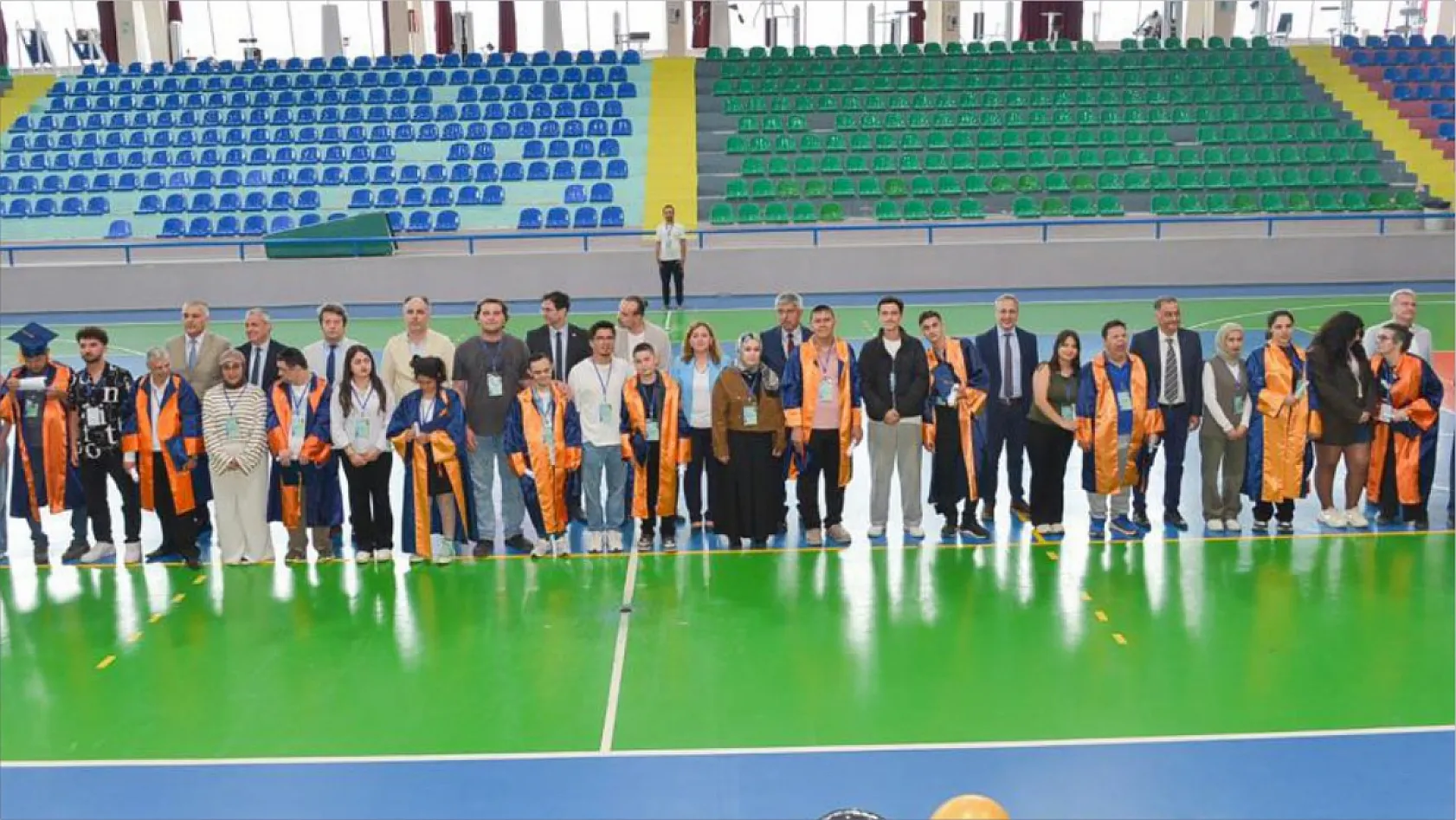 Özel ihtiyaçlı gençler MSKÜ'de kep attı