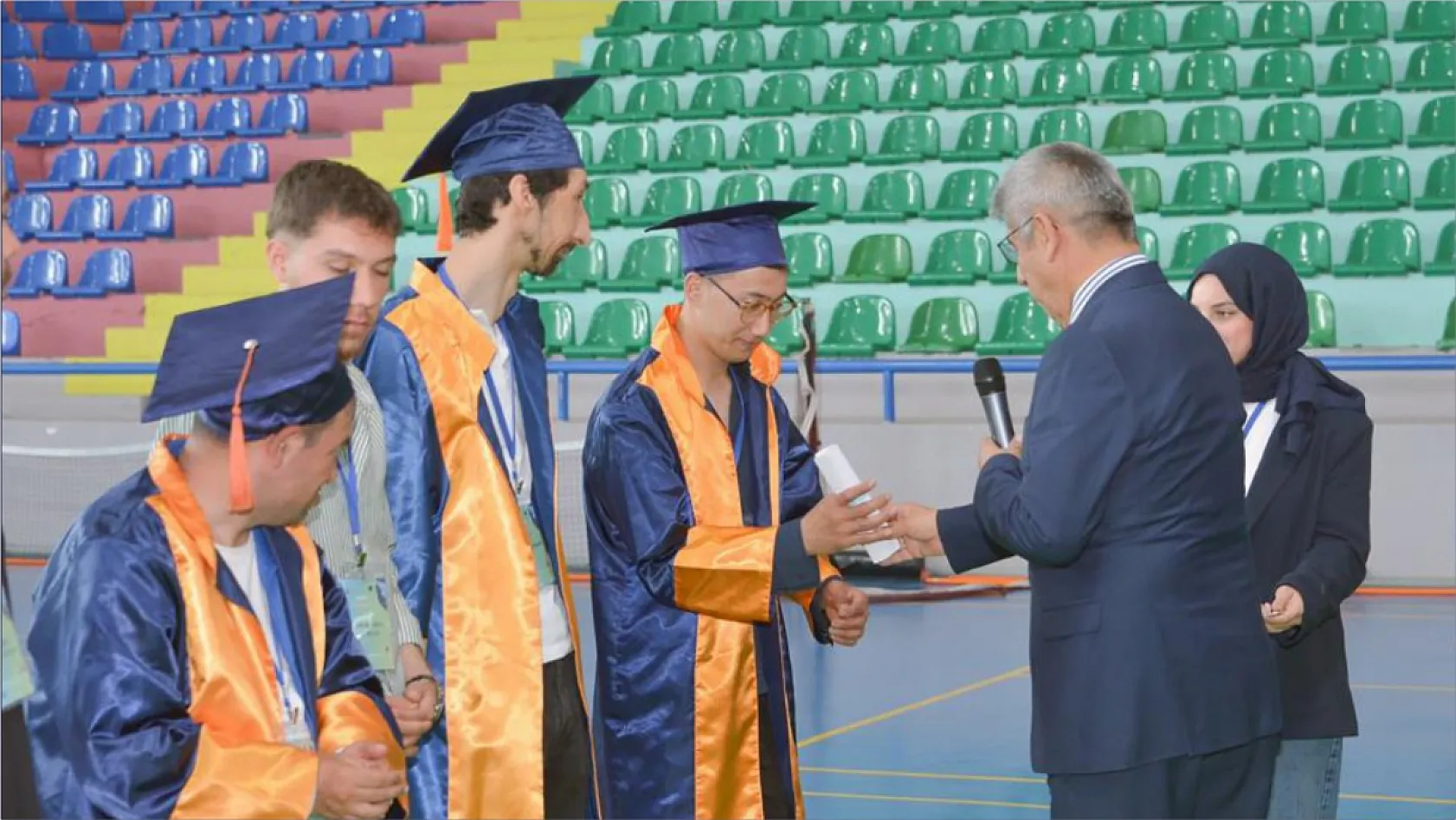 Özel ihtiyaçlı gençler MSKÜ'de kep attı