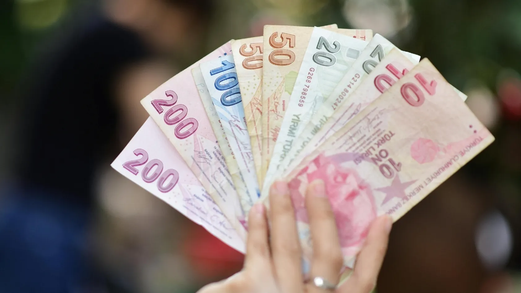 Özgür Özel'den Asgari Ücret Çıkışı: '3 Ayda Bir Artmalı'