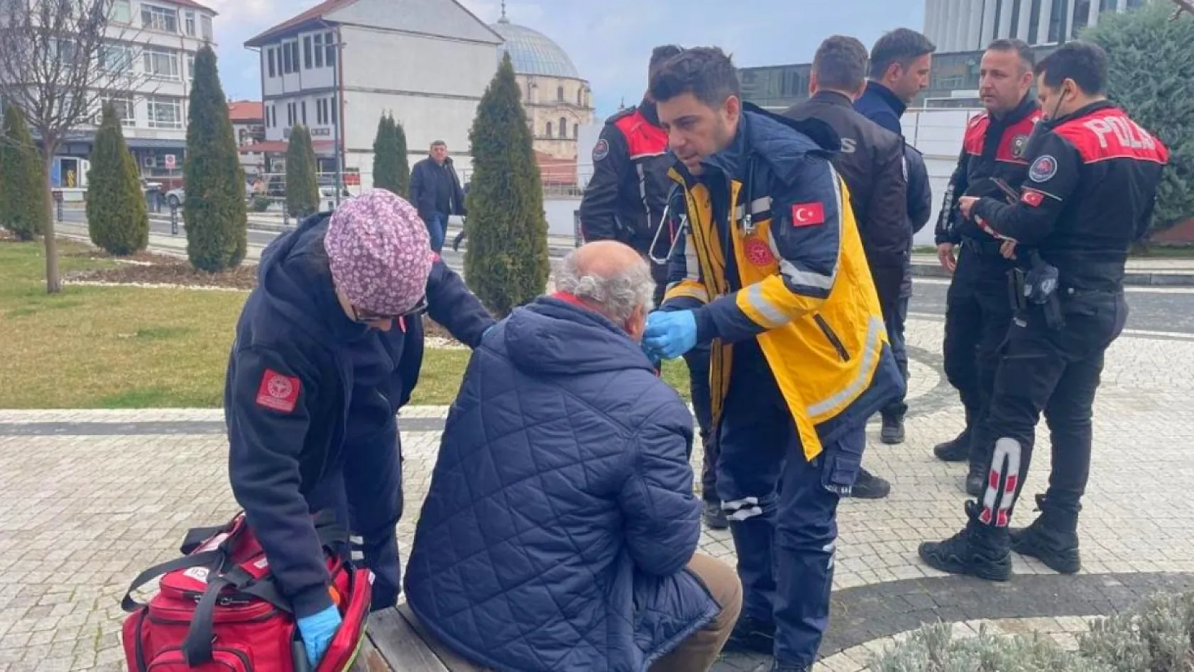 Parkta darp edilen 67 yaşındaki adam 9 gün sonra hayatını kaybetti
